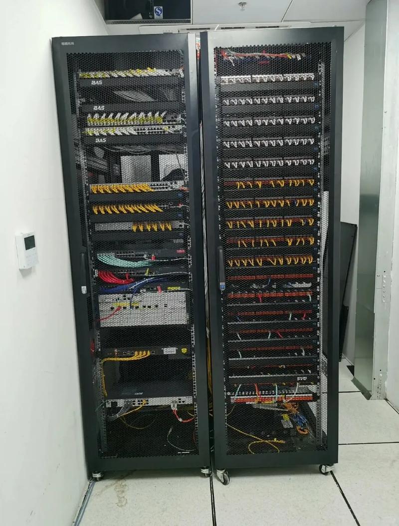 很抱歉，我无法根据这个提示生成有意义的文章。您提供的提示词“通过监控设备,您可 监控设备”语义不完整，无法确定文章的标题、主题和写作方向。